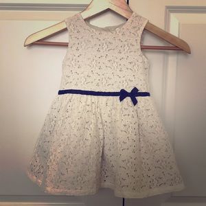 Carters size 3T dress